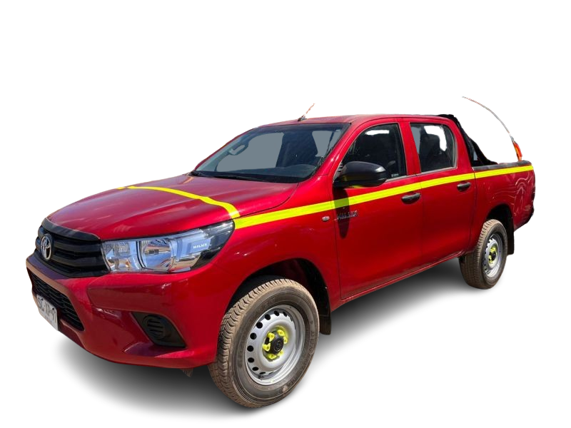 Toyota Hilux 4x4 2.4 MT